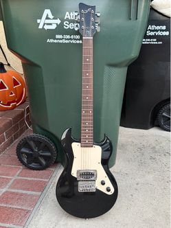 Electric guitar