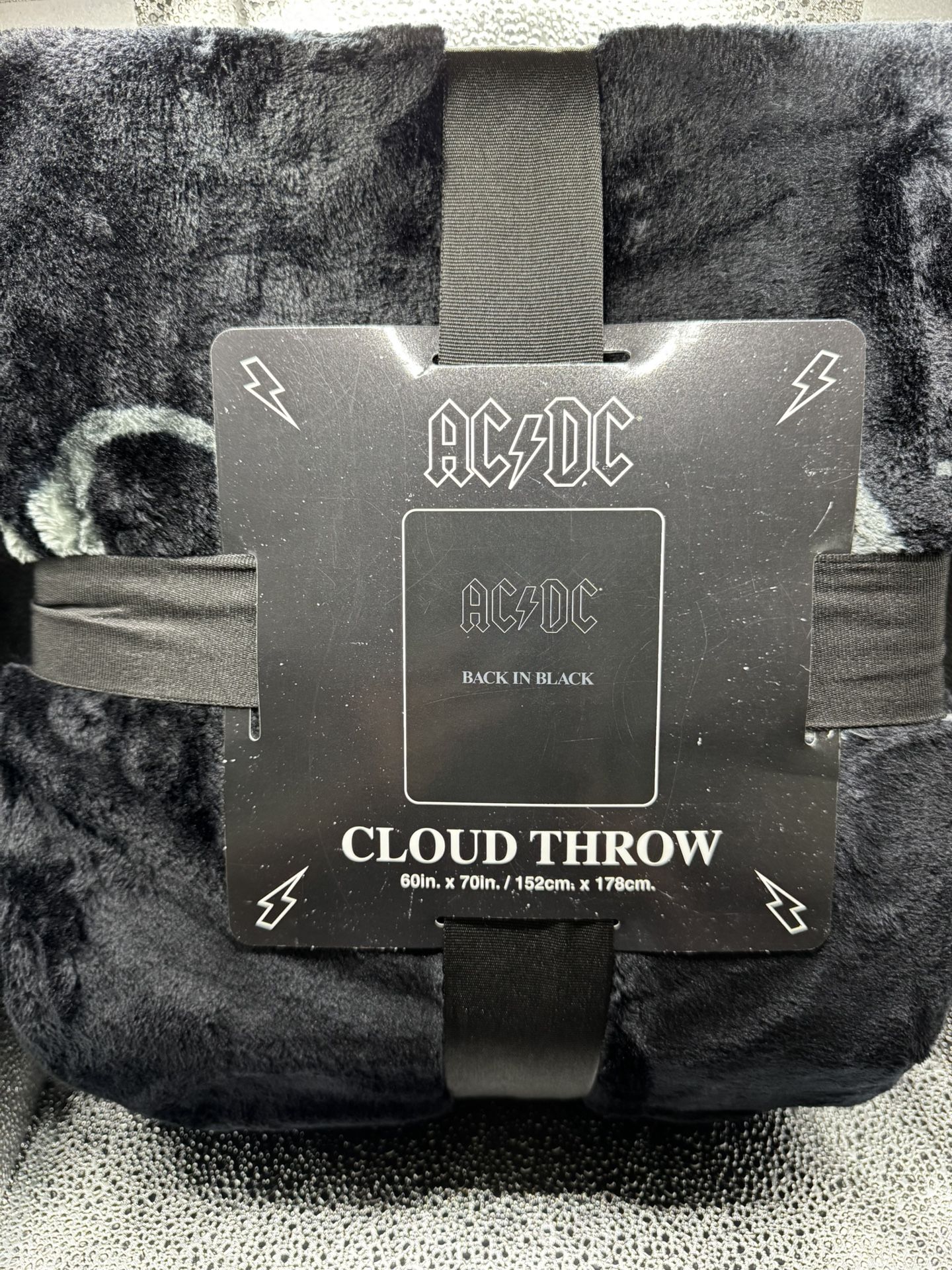 AC/DC Throw