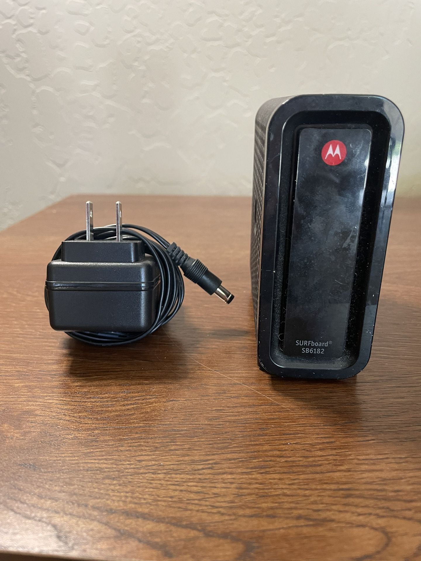 Motorola Model SB6182 Modem
