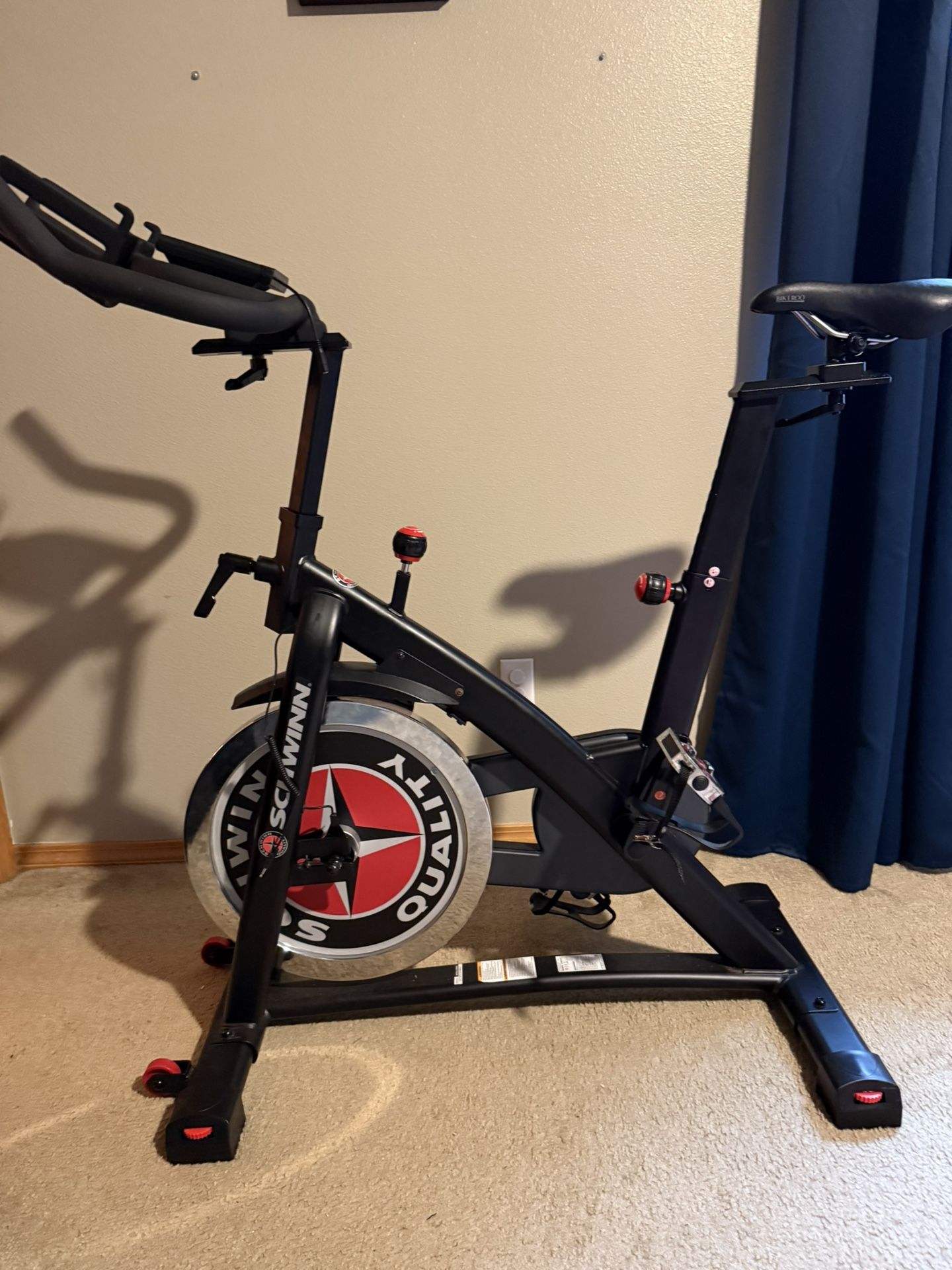 Schwinn IC3 Stationary Exercise Bike
