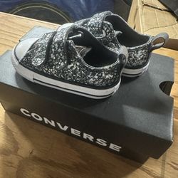 Converse Infant Size 5
