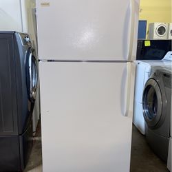 Frigidaire Refrigerator Top Freezer White 