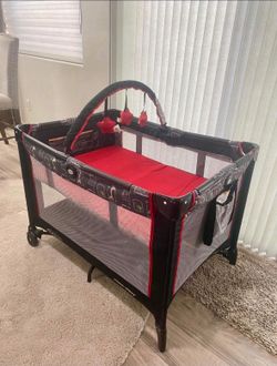 Graco L-56 PACK 'N PLAY® PLAYARD