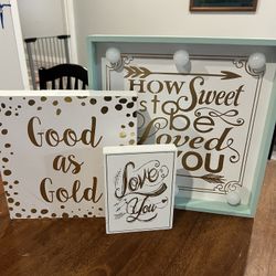 White & Gold Decor Set