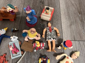 Vintage assorted figures toys from 80s and 90s all of them for 20 dollars