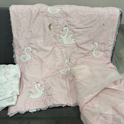 Lambs & ivy crib Bedding set