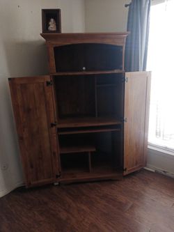 Computer Desk / Entertainment Center