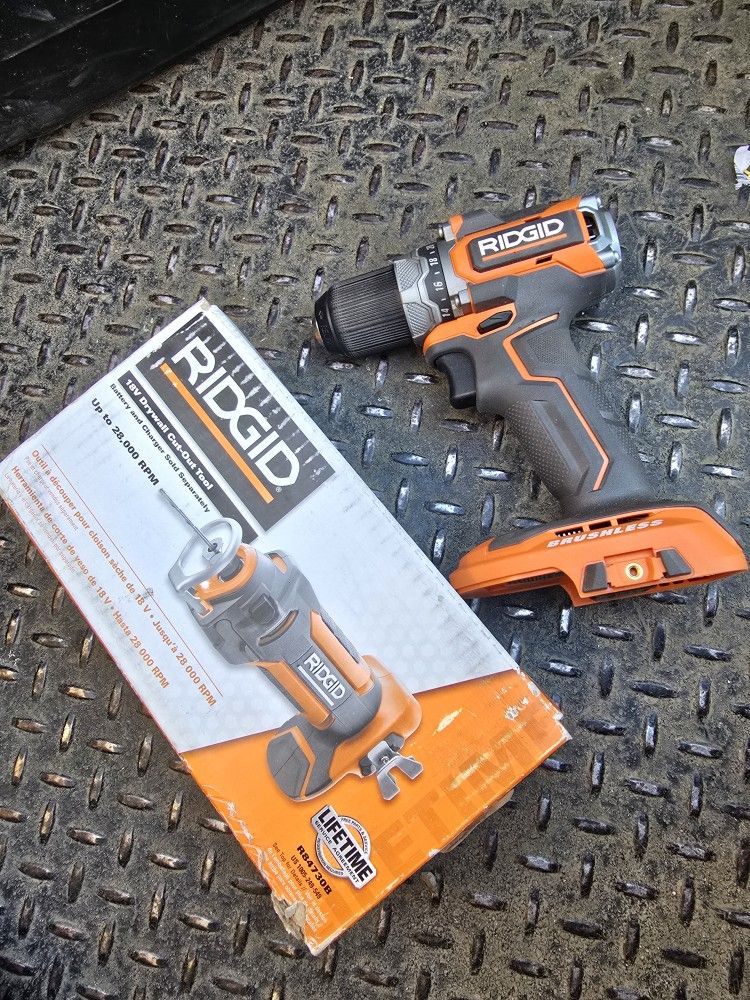 Ridgid RIDGID
18V Drywall Cut-Out Tool and brushless drill. Tools only