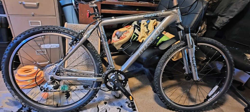 Trek 4300 Mountain Bike