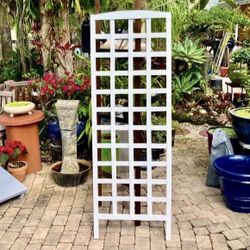 70” Wood Trellis: 70”H x 24”W x 1.25”D