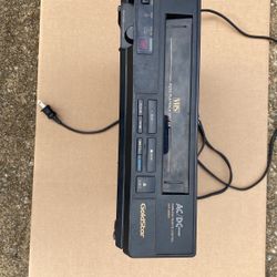 Gold star, VHS player AC/DC
