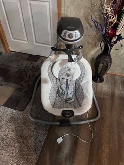 Graco baby swing