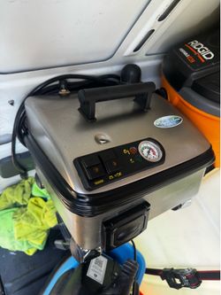 Steam cleaner