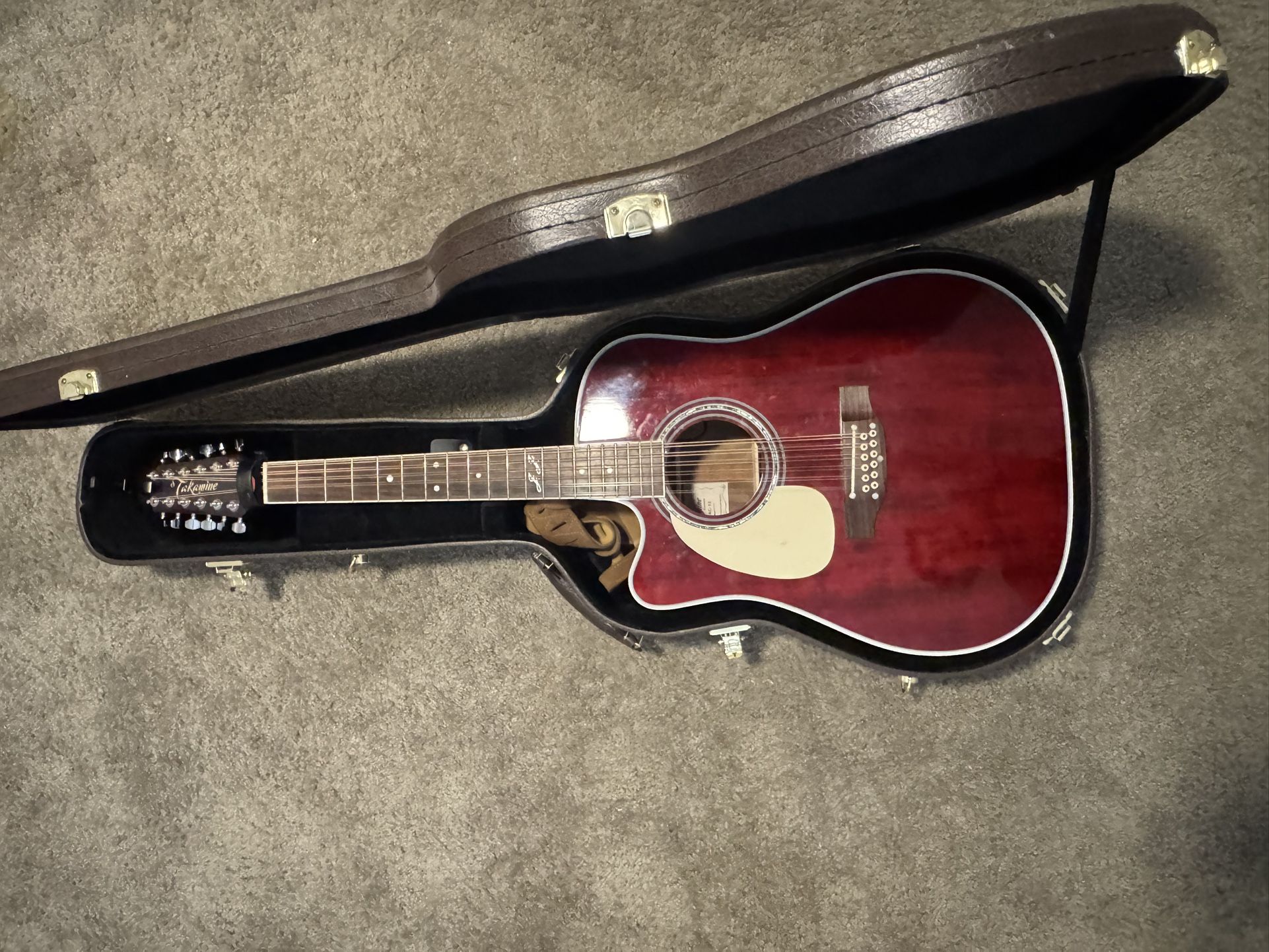 Left Handed Takamine JJ325SRC-12