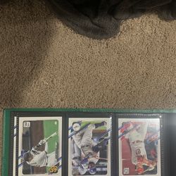 BASEBALL CARDS FOR SALE