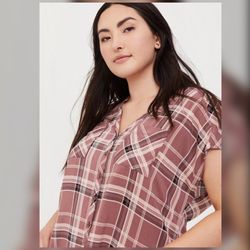 TORRID • Challis Dolman Sleeve Plaid Top