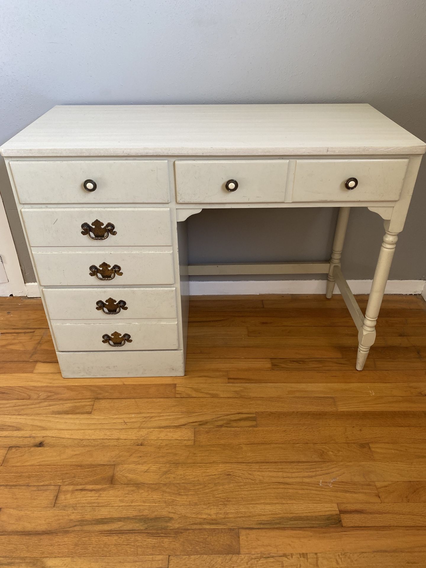 Ethan Allen Desk