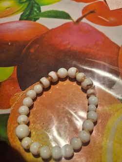Pearl bracelet