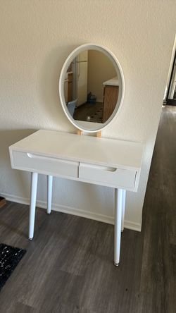 Small vanity / Desk with LED mirror