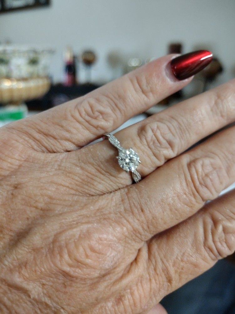 NEW! 1ctw Moissanite Wedding/Engagement Ring Sterling Silver 925 Size 7