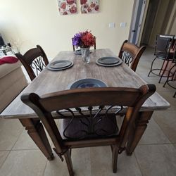 Dining Table With 4 Chairs 