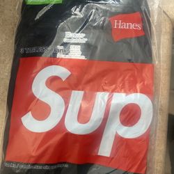 3 Pack Supreme / Hanes Tagless Tanks 