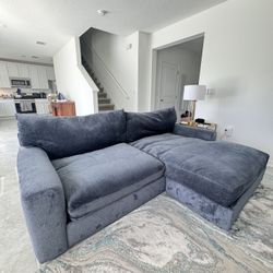Sectional Sofa (Super Clean)