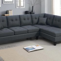 2-Piece Sectional Set
2pc Sectional Sofa w/ 2 Accent Pillows

Color: Charcoal

   🔥    Seccional De  2 Piezas Nuevos En Caja 