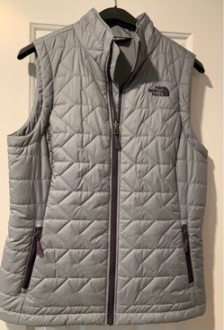North Face vest, grey color, size M