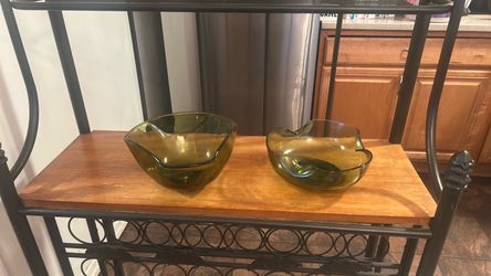 Vintage Green Glass Ruffled Bowl