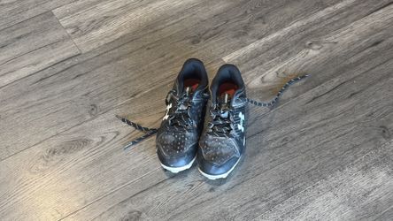 Baseball cleats. Size 3