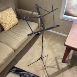 Norwood Portable Sheet Music Stand 
