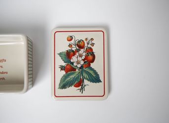 Hallmark Hawthorne Manor Porcelain Strawberry Green White Plaid Rectangular Trinket Box .