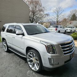 2017 CADILLAC ESCALADE PREMIUM LUXURY 