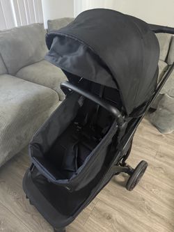Mom push stroller