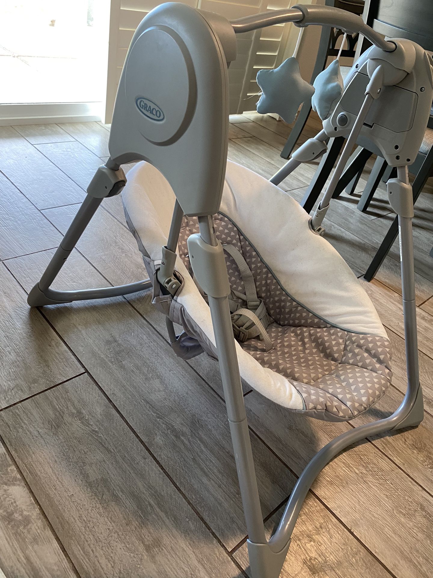 Graco Baby Swing