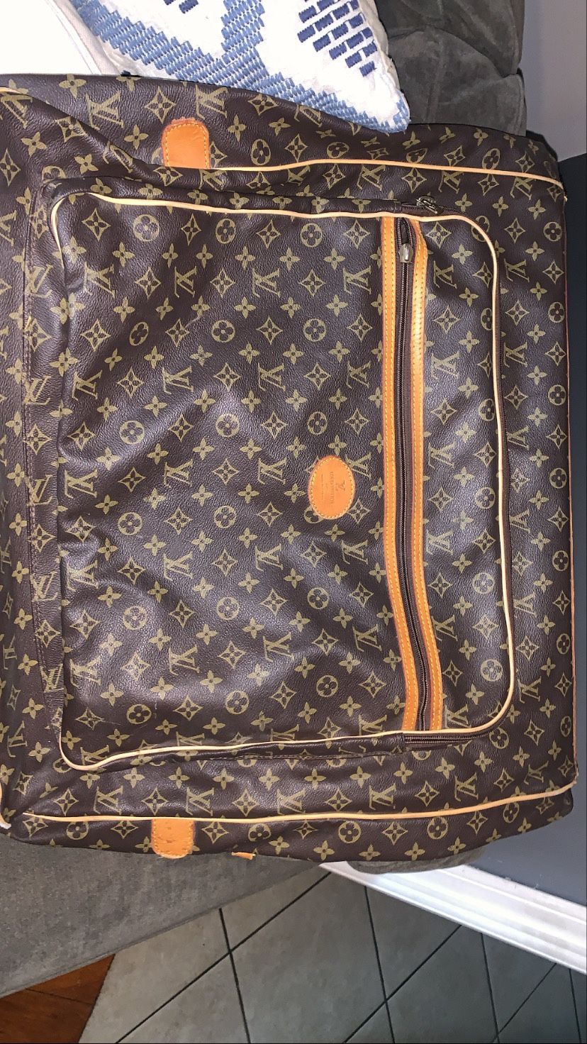 Authentic Louis Vuitton Monogram Garment Travel Bag