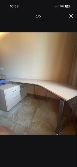 Computer Table