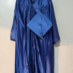 Graduation Gown Size 5'0"-5'2"