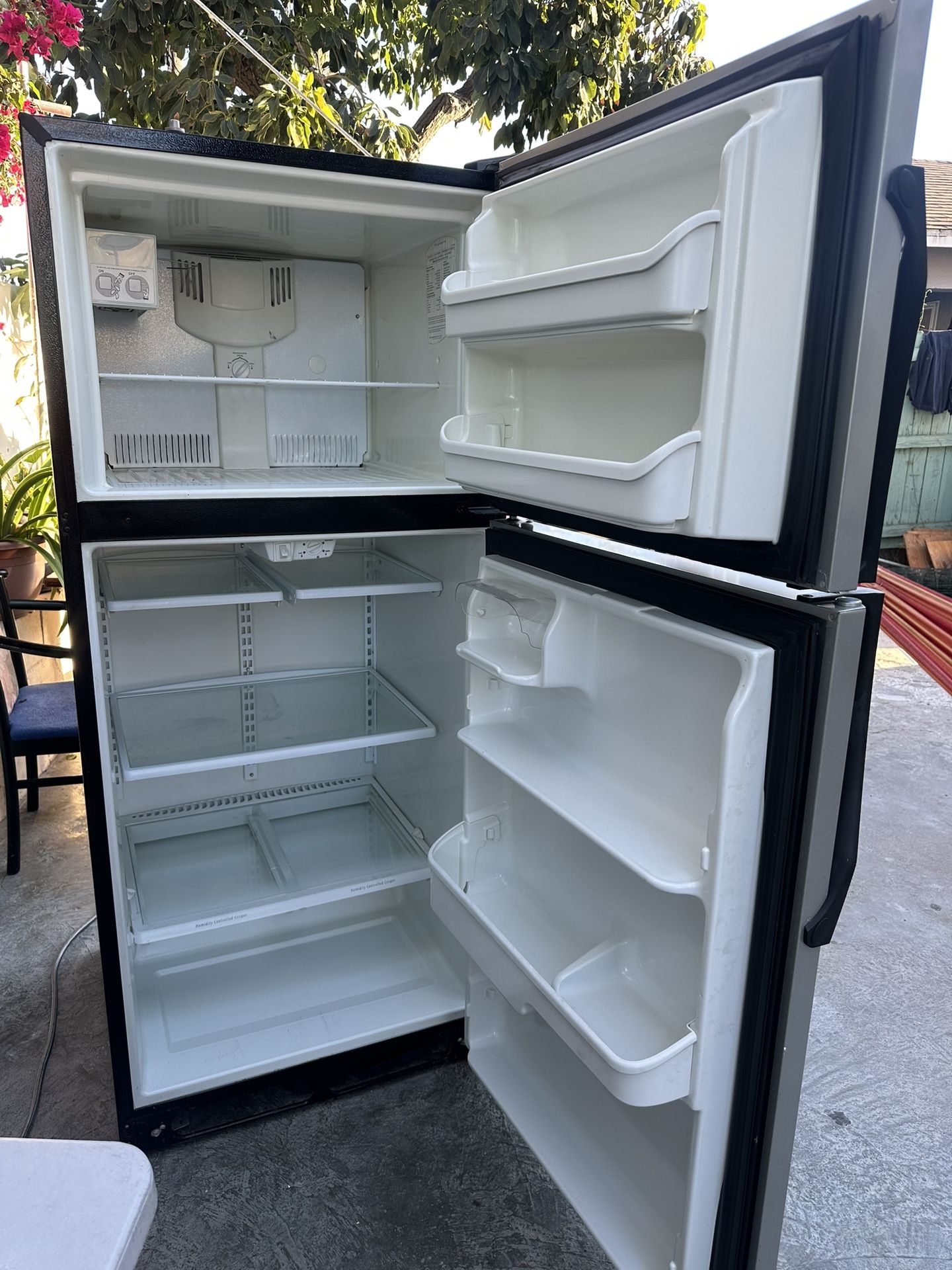 Refrigerator