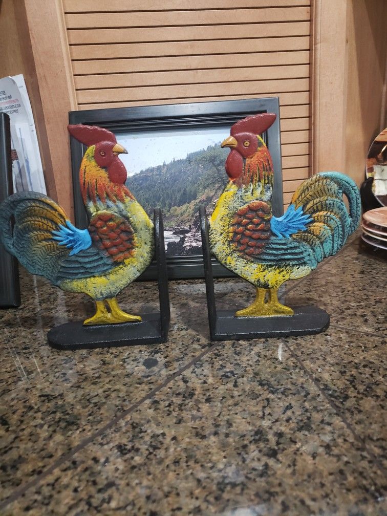 Cast Iron Rooster Bookends