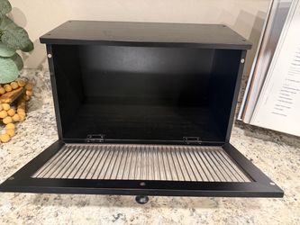 Bread box