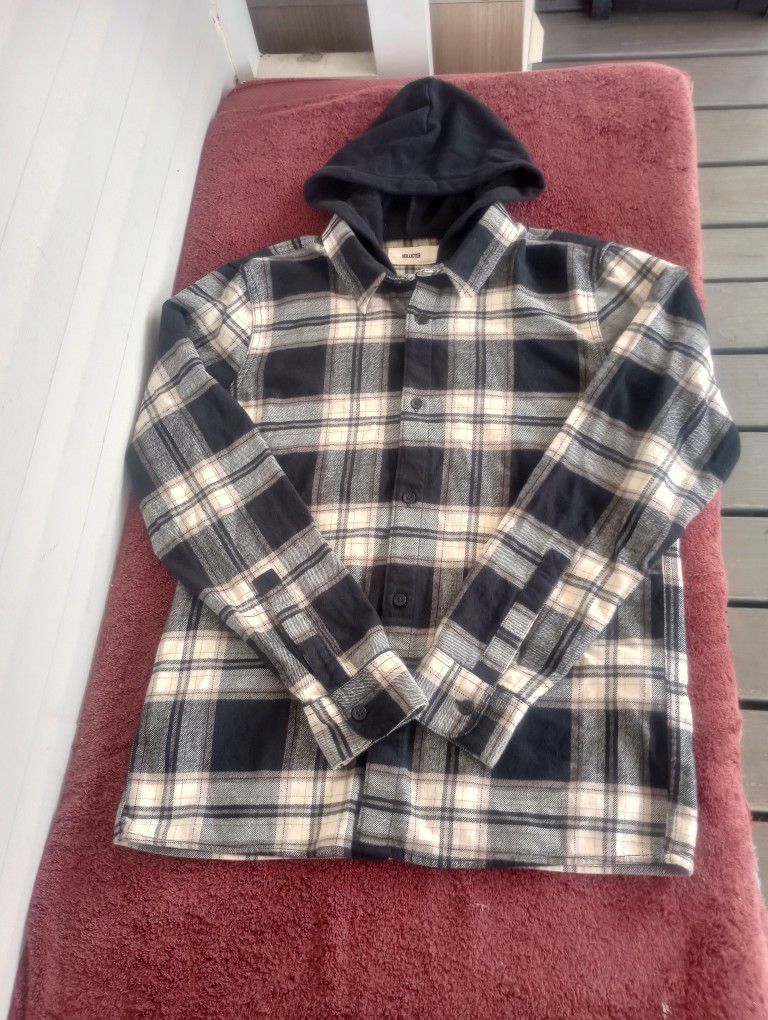 Hollister Co. Mens Hooded Flannel Shirt Black Plaid size Medium 