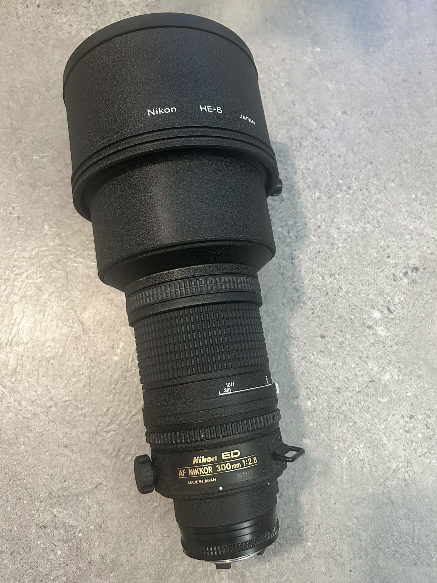NIKON AF NIKKOR 300mm 1:2.8