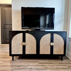 Flatscreen Tv. 40 Inches.