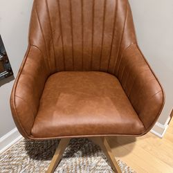 Brown Chair - Like New