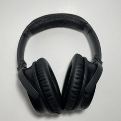 Bose QuietComfort 35 Wireless Headphones - Black