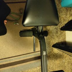 Adj. Weight Bench, With Dumbbells And Weight Bar With Weights.