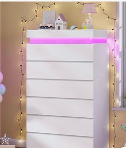 New in Box white 6 drawers