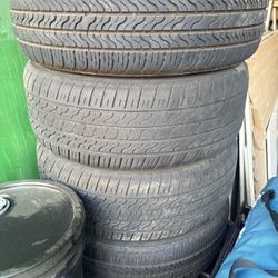 215 60 R 16